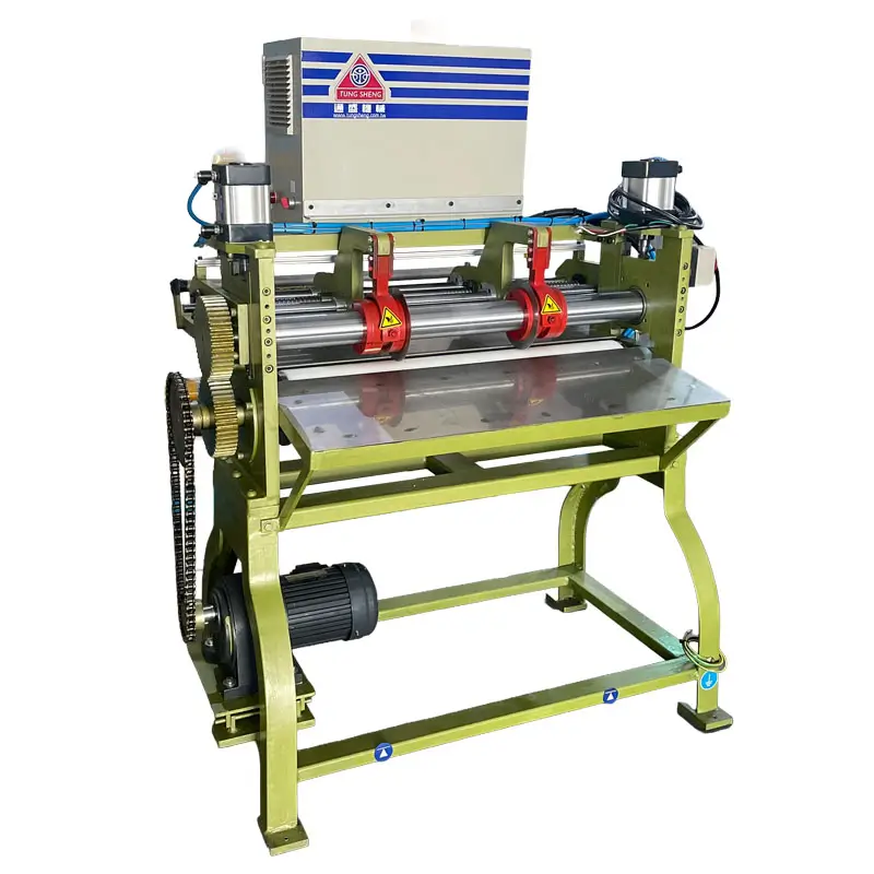 Adjustable Slitting Maching With Automatic Control System (For Rubber)